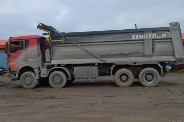 Howo T5G 8x4 Самосвал ZZ3317V384GE1 — Б/У, 2024 г.