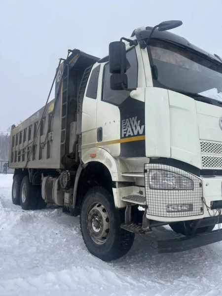 FAW J6 6x4 Самосвал CA3250P66K2T1E5 — Б/У, 2023 г.