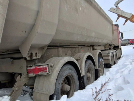 Grunwald 9453 Полуприцеп самосвальный 9453-0000011-60 — Б/У, 2024 г.
