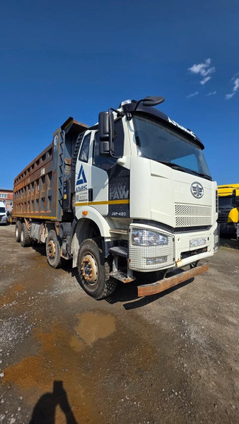 FAW CA 3310 8x4 Самосвал — Б/У, 2023 г.