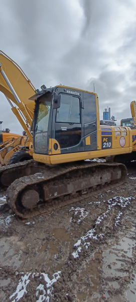 KOMATSU PC 210 Экскаватор PC210-10M0 — Б/У, 2023 г.