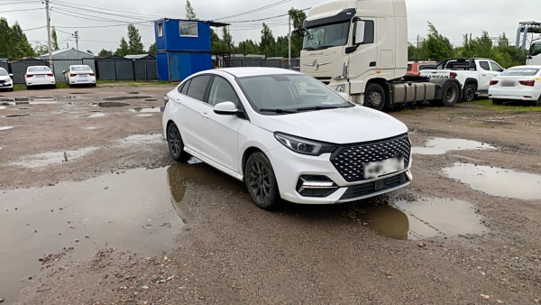 OMODA Classic 1.5 CVT (I Поколение) — Б/У, 2024 г.