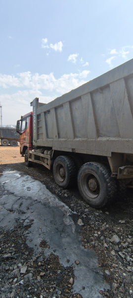 Shacman (Shaanxi) SX 6x4 Самосвал SX32586V384 — Б/У, 2024 г.