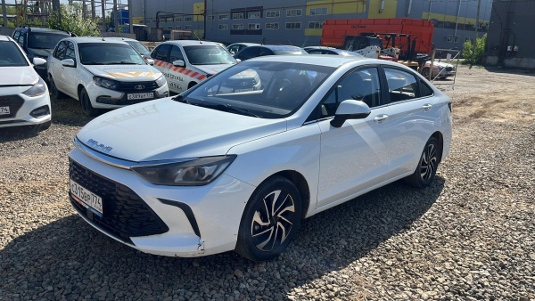 BAIC Ю5 Плюс (U5 Plus) — Б/У, 2023 г. (Челябинск, 219018 км)