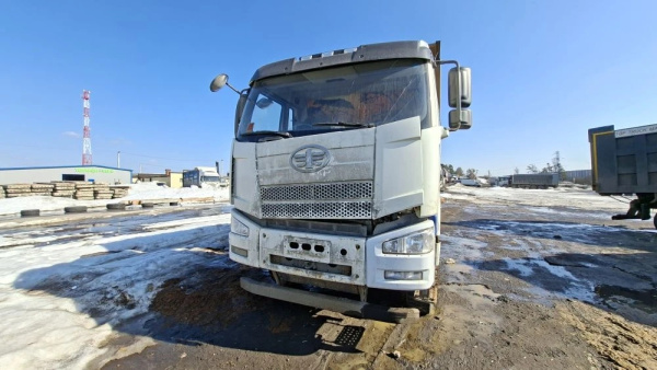 FAW J6 8x4 Самосвал СА3310Р66K24T4E5 — Б/У, 2023 г.