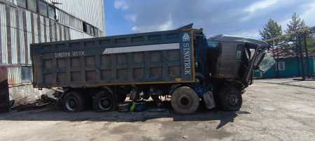 Howo ZZ 8x4 Самосвал ZZ3317V386GE1 — Б/У, 2022 г.