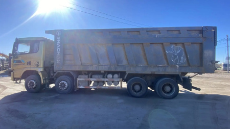 Shacman (Shaanxi) SX 8x4 Самосвал SX331863366 — Б/У, 2024 г.