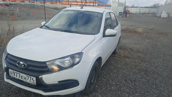 Lada Granta седан — Б/У, 2023 г. (Челябинск, 102677 км)