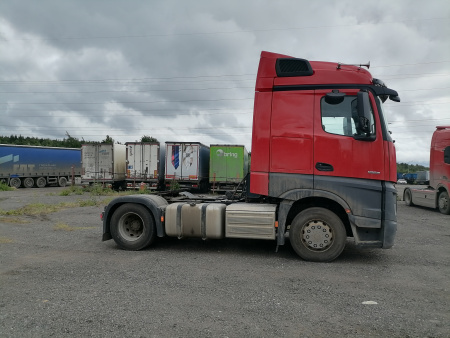 Mercedes-Benz ACTROS 4x2 Седельный тягач 1853 LS — Б/У, 2023 г.