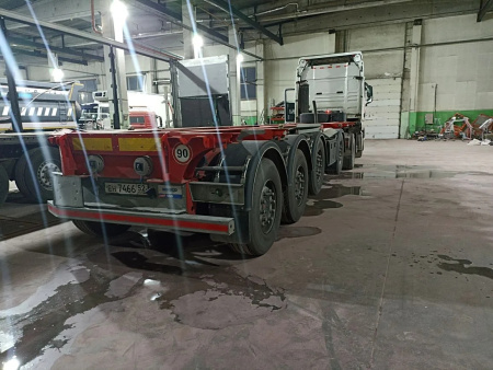 TIRKON TREYLER TIRKON-4A Полуприцеп контейнеровоз 4 оси — Б/У, 2024 г.