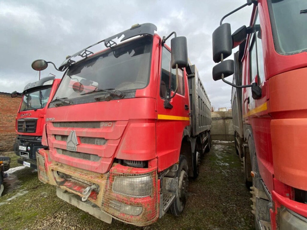 Howo ZZ 8x4 Самосвал ZZ3407S3867E — Б/У, 2022 г.