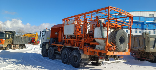 ХАНТ 8051В2Х* на шасси ХАНТ 8x8 Агрегат цементировочный — Б/У, 2022 г.