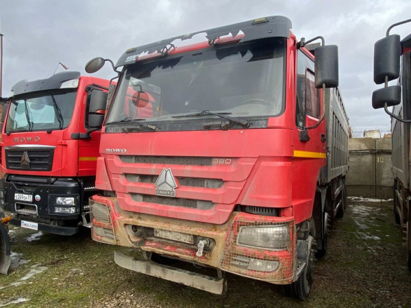 Howo ZZ 8x4 Самосвал ZZ3407S3867E — Б/У, 2022 г.