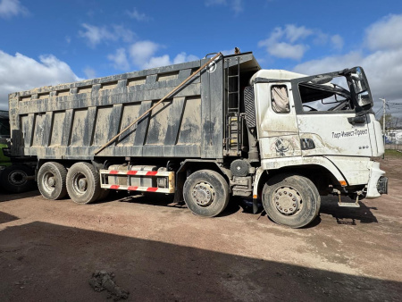 Shacman (Shaanxi) SX 8x4 Самосвал SX331863366 — Б/У, 2024 г.