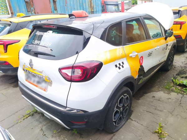 RENAULT Style TCe 150 CVT 4х2 — Б/У, 2021 г.