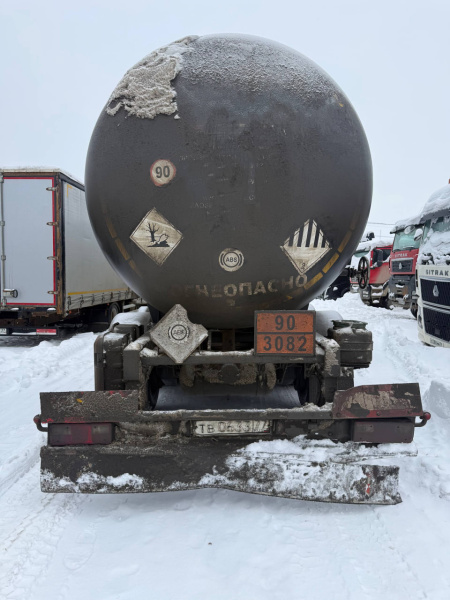 Сеспель SF4 Полуприцеп цистерна SF4B32 — Б/У, 2018 г.
