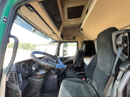 MERCEDES-BENZ Actros 4x2 Седельный тягач — Б/У, 2019 г.