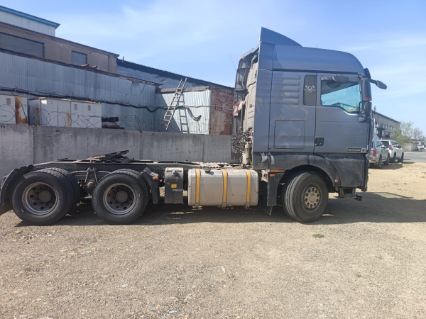 SITRAK C7H 6x4 Седельный тягач ZZ4256V364HE — Б/У, 2023 г.