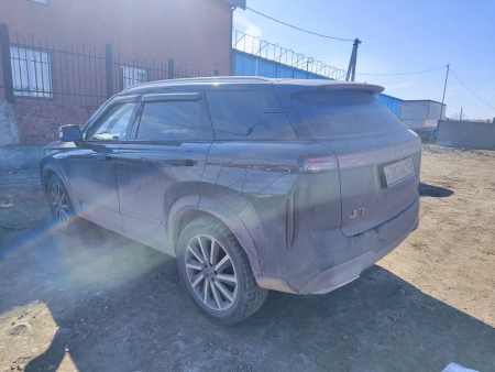 Jaecoo J7 Supreme 1.6T 4WD — Б/У, 2024 г.