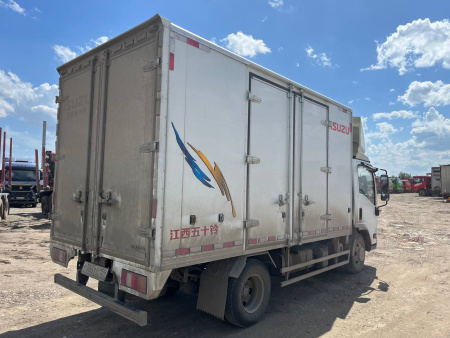 ISUZU ELF 4.5 (EC7) Изотермический — Б/У, 2023 г.