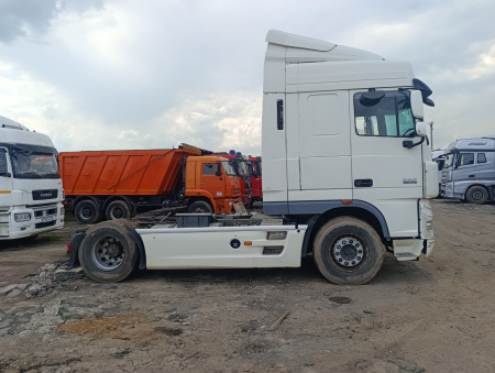 DAF XF 4x2 Седельный тягач FT XF 105 410 — Б/У, 2016 г.