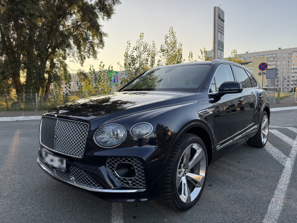 BENTLEY V8 — Б/У, 2023 г.