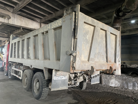 Shacman (Shaanxi) SX 8x4 Самосвал SX331863366 — Б/У, 2023 г.
