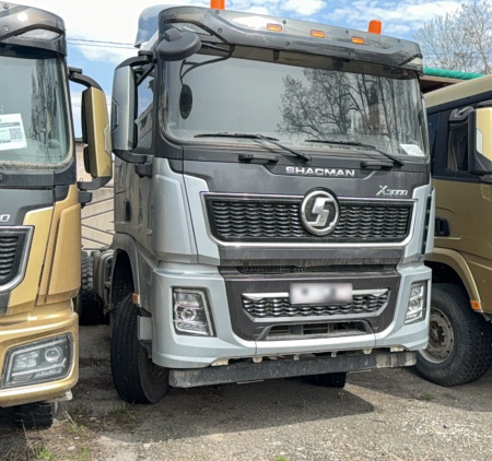 Shacman (Shaanxi) SX42586V385 — Б/У, 2024 г.