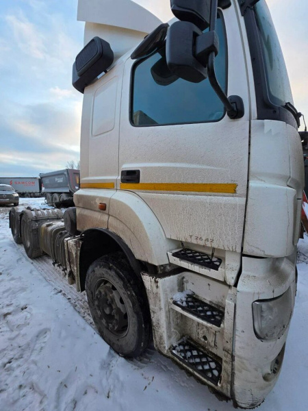 КамАЗ 65206 6x4 Седельный тягач 65206-T5 — Б/У, 2017 г.