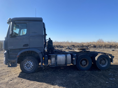Mercedes-Benz AROCS 6x4 Седельный тягач 3348S AT — Б/У, 2019 г.