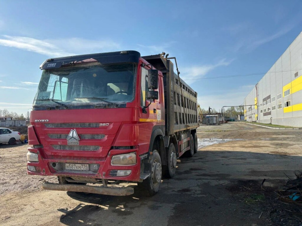 Howo ZZ 8x4 Самосвал ZZ3407S3867E — Б/У, 2023 г.