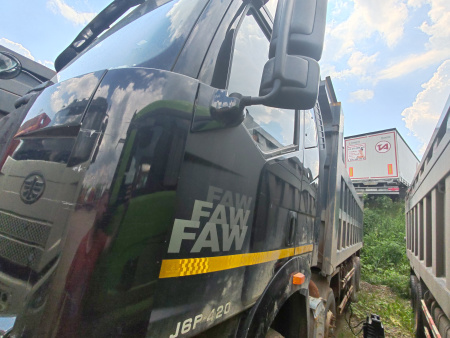 FAW J6 8x4 Самосвал CA3310P66K24T4E5 — Б/У, 2023 г.