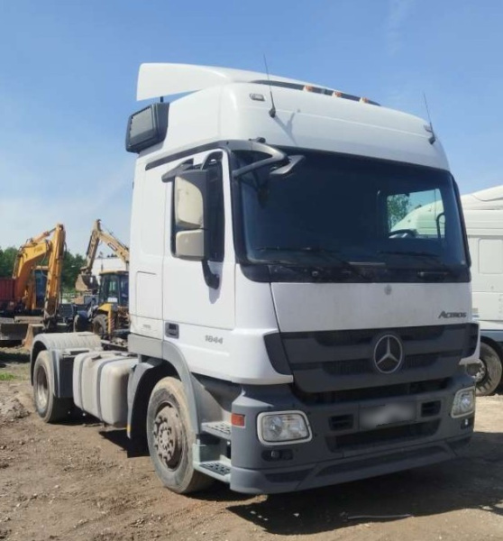 MERCEDES-BENZ Actros 1844LS 4x2 Седельный тягач — Б/У, 2018 г.