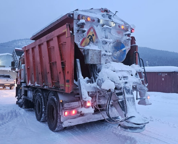 РЯЖСКИЙ АВТОРЕМОНТНЫЙ ЗАВОД МК-4534 на шасси КамАЗ 6520 6x4 КДМ — Б/У, 2023 г.