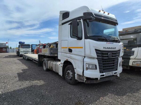 КамАЗ 54901 4x2 Седельный тягач 54901-92 — Б/У, 2020 г.
