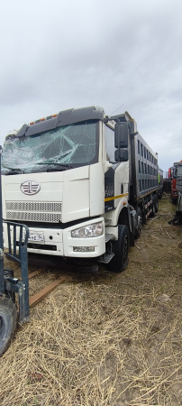 FAW J6 8x4 Самосвал СА3310Р66K24T4E5 — Б/У, 2022 г.