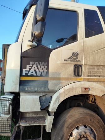 FAW J6 8x4 Самосвал СА3310Р66K24T4E5 — Б/У, 2023 г.