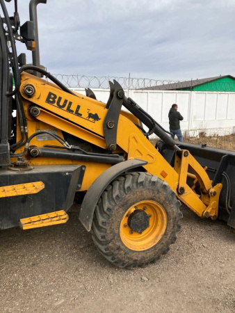 Bull HD-100 Экскаватор-погрузчик — Б/У, 2023 г.
