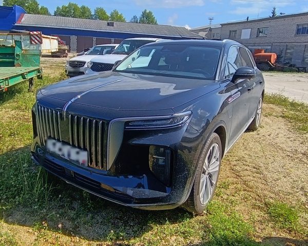 Hongqi Deluxe (I Поколение) — Б/У, 2023 г.