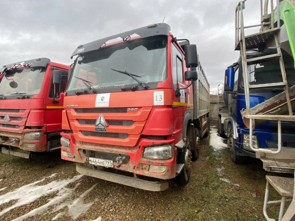 Howo ZZ 8x4 Самосвал ZZ3407S3867E — Б/У, 2022 г.