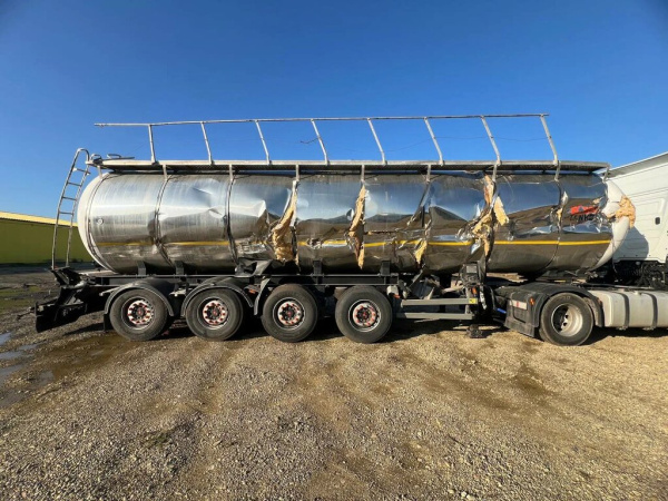 FoxTank 8777 Полуприцеп цистерна 877722 — Б/У, 2024 г.
