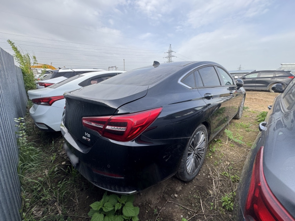 Hongqi Comfortable 1.8T — Б/У, 2022 г.