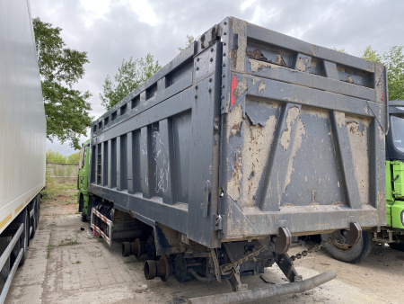 Shacman (Shaanxi) SX 8x4 Самосвал SX33186V366 — Б/У, 2023 г.