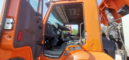 РЯЖСКИЙ АВТОРЕМОНТНЫЙ ЗАВОД МК-4534 на шасси КамАЗ 6520 6x4 КДМ — Б/У, 2023 г.