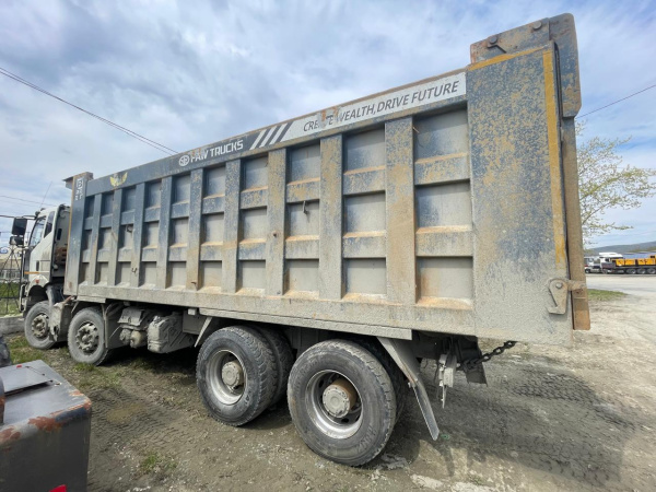 FAW J6 8x4 Самосвал СА3310Р66K24T4E5 — Б/У, 2023 г.