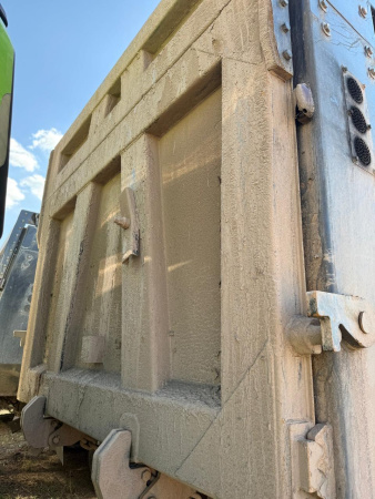 Shacman (Shaanxi) SX 8x4 Самосвал SX331863366 — Б/У, 2023 г.