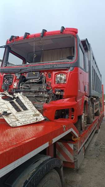 Shacman (Shaanxi) SX 8x4 Самосвал SX33186V366 — Б/У, 2023 г.