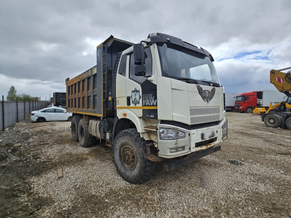 FAW CA3250P66K24L1TE5 — Б/У, 2022 г.