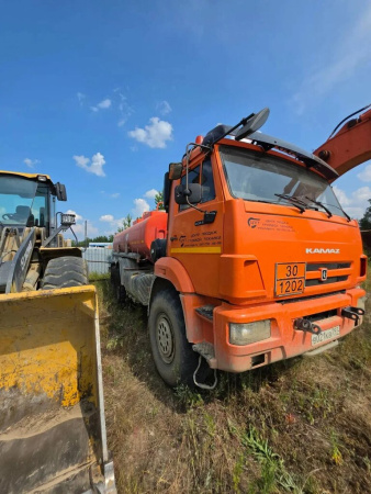 Энергомаш 5668 на шасси КамАЗ 43118 6x6 Автотопливозаправщик 5668E2 — Б/У, 2021 г.