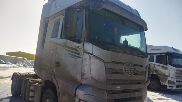 FAW (First Automotive Works) CA4180P77K25E5 — Б/У, 2023 г. (Солнечногорск, 231026 км)